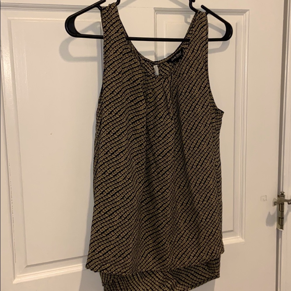 Navy and yellow lucky brand top
